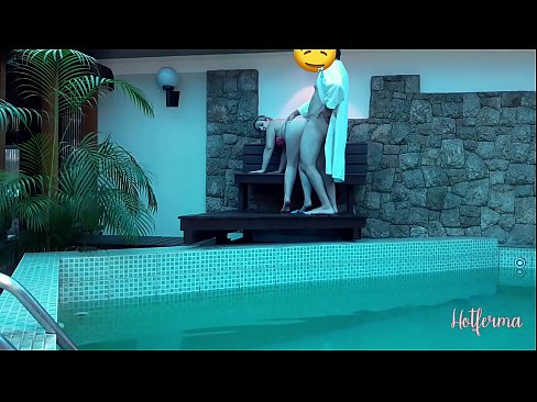 ❤️ Chefe convida empregada para a piscina, mas não conseguiu resistir a um Porno em porno pt-br.centr-klassiki.ru ❤